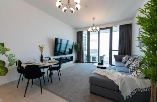 Bur Dubai Apartment | Skylight Two Bedroom Downton Views 1 Direct access to Dubai Mall