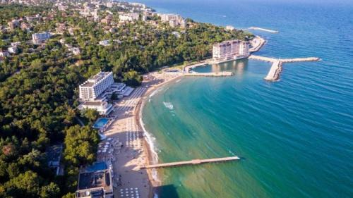 Primorski Apartment | Skyline apartment 20 with sea view and pool