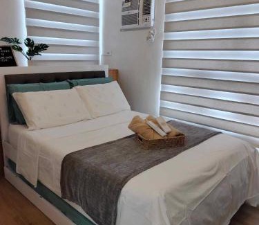 Bantud Hacienda Apartment | Skyline Suite 510 at Mesavirre Garden Residences