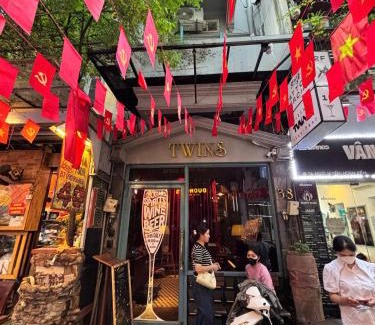 Hang Trong House | Skylux Hanoi Homestay