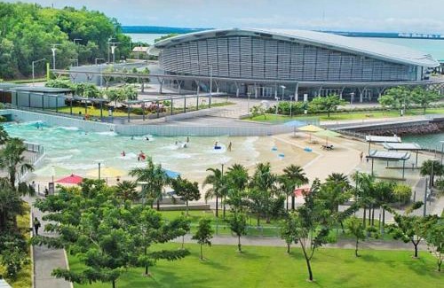 Darwin City Centre Apartment | Skytower Wonder Ocean View Balcony - Pool - Office