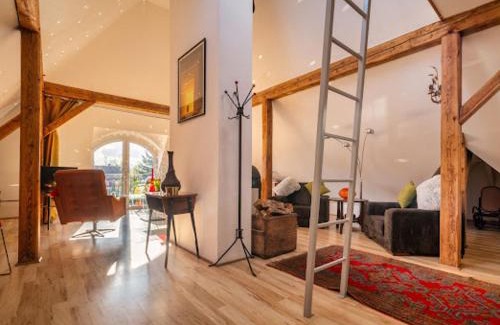Cieplice Apartment | Skyview Mountain View