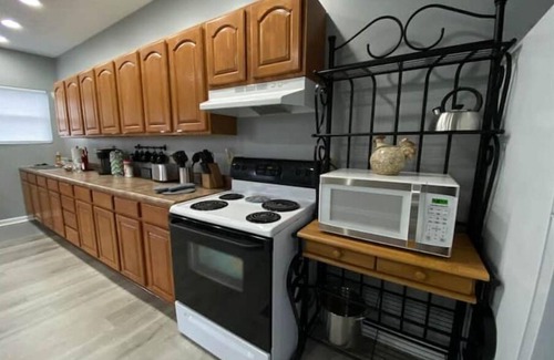 Dayton Apartment | SkyView of Dayton -5 mins to UD & Downtown Dayton