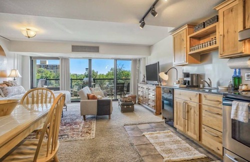 Central Colorado Springs Apartment | Skyview Studio Downtown Colorado Springs