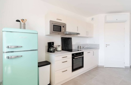 Narbonne-Plage Apartment | SL-B204 T3 air-conditioned in new residence, near beach, WIFI included