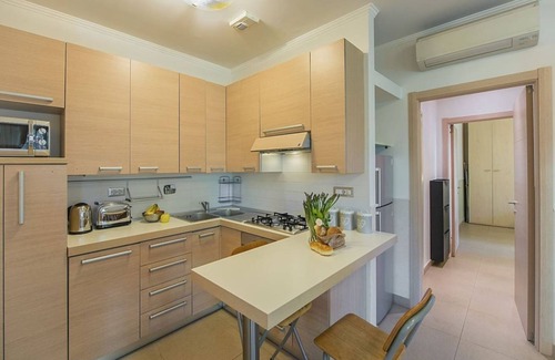 Testaccio Apartment | Sleek Apt in Testaccio near Ostiense train station