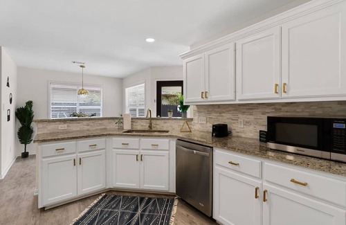 South Creek House | Sleek Designer Home: Pool, Hot Tub & Game Room