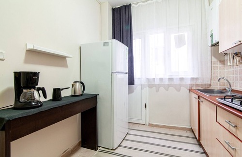 Asmali Mescit Apartment | Sleek Flat within Walking Distance to Pera Museum