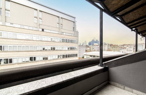 Bomonti Apartment | Sleek Residence Flat With Great Location in Sisli