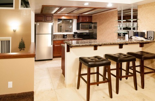 Incline Village Condo | Sleep 6 With Stunning Views Of Lake Tahoe
