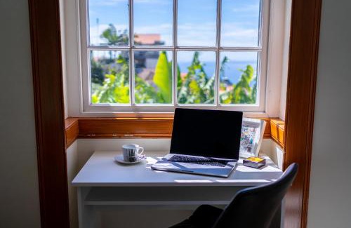 Ponta do Sol House | Sleep Among the Bananas! Rustic Cottage with Trails at Your Doorstep