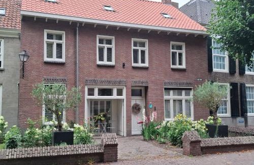 Municipality of Hilvarenbeek Bed & Breakfast | Sleep at Hamtingh's aan de Vrijthof