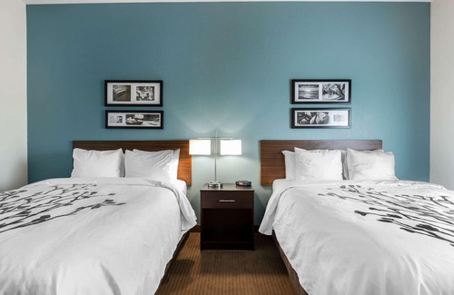West Des Moines Hotel | Sleep Inn and Suites West Des Moines near Jordan Creek