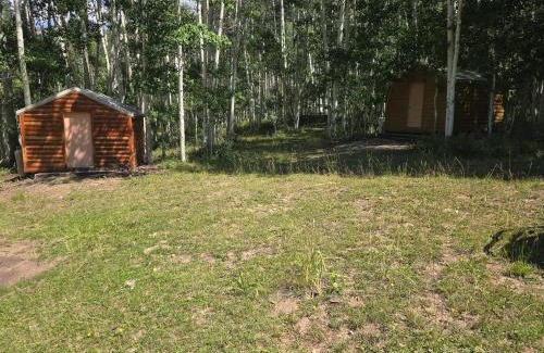 Monticello House | Sleeping Cabin East, roughing it gently