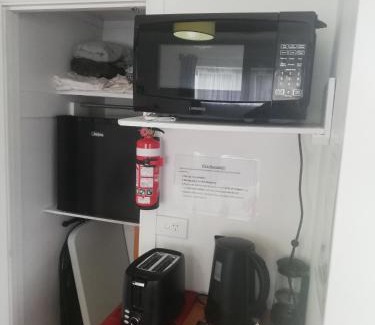 Hamilton Apartment | Sleepout with bathroom and mini kitchenette