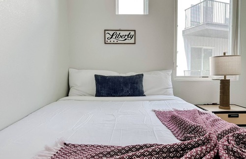 Bowling Green Apartment | Sleepover: Optimal 1BD/1BA - Bowling Green