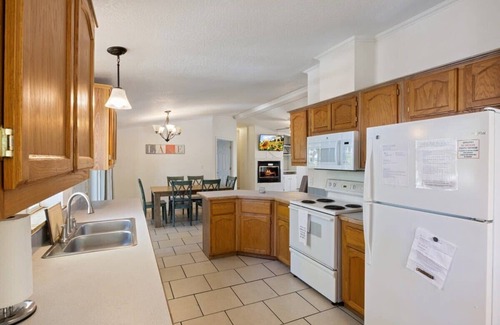 Osage Beach House | Sleeps 16 Stay & Play at Backwater Jacks! Private!
