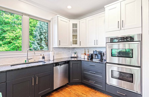 Asheville Ski Chalet | Sleeps 20, Game Rm, Movie theatre, Sauna, Firepit, Hot tub & More