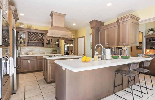 Holladay House | Sleeps 20 *Luxury Estate *A+Area *Hotub *Game Room