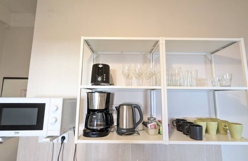 Zizkov Apartment | Sleeps 7 flat by tram Zizkov