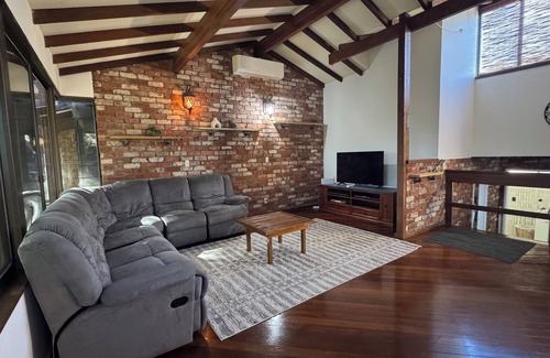 Bouvard House | Sleepy Hollow, Bouvard WA