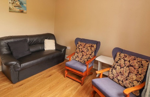 Listowel Cottage | SLIABH CAHILL, pet friendly, with a garden in Listowel, County Kerry