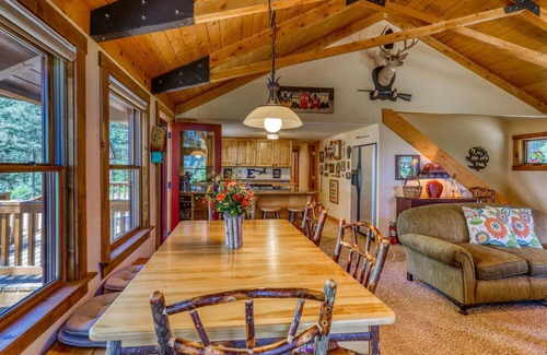 Bayfield Cabin | Slice of heaven! nn Log home w/huge deck & outstanding views on 7 acres w/creek