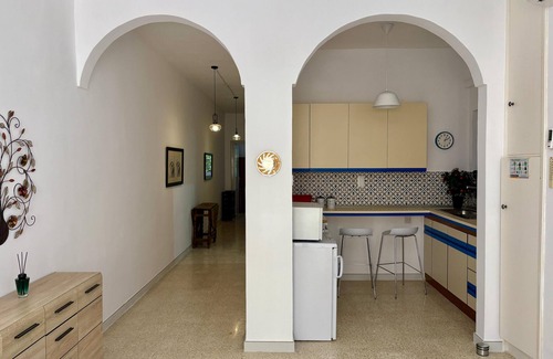Tower Road Apartment | Sliema spacious central apartment for 2 in quiet residential area