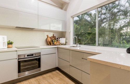 Seventeen Seventy House | Slipaway 1770 - magnificent home with majestic ocean water views, air conditioned
