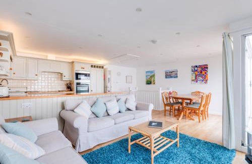 Rock House | Slipway 21