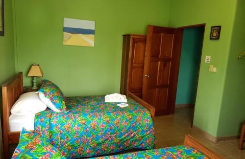 Caye Caulker Villa | SLO-N-EZ Villa- Gold Standard Certified