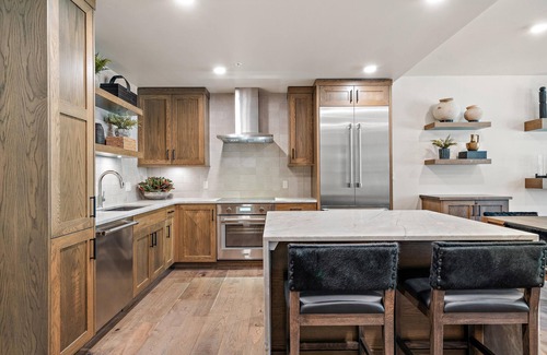 Tamarack Resort Condo | Slope View Retreat Village 1 Bedroom Luxury Condo - Luxury 1 BR Condo in the Village with Slopeviews