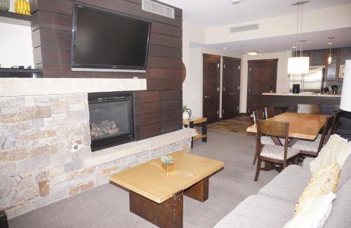 Snowmass Village Apartment | Slopes View Hayden Lodge