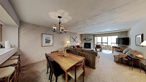 Mammoth Lakes Apartment | Slopeside 1849 Condos - Comfortable 3 BR Condos with Full Kitchens