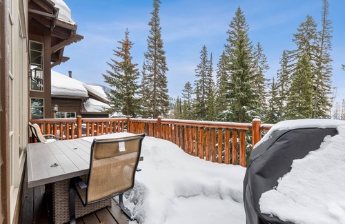 Whitefish House | Slopeside 46-Perfectly Located Luxury Ski-in Ski-out Townhouse at Slopeside on