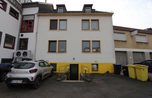 Daun Apartment | Small apartment for singles