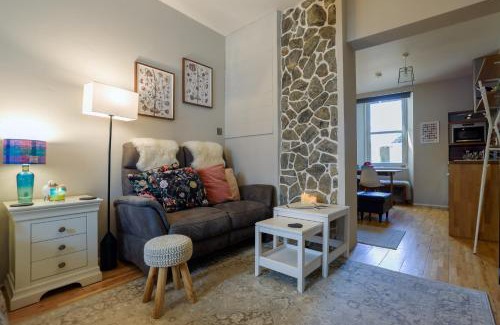 Oban Apartment | Small Cosy Studio Flat Near the Sea, Central Oban