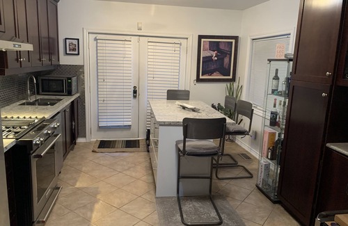 Regal Heights House | Small cozy room with bathroom on main floor