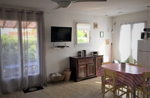 Sainte-Marie-Plage House | Small detached villa near the sea