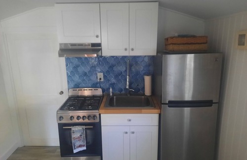 Hampton Cottage | Small get away cottage