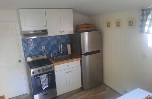 Hampton Cottage | Small get away cottage