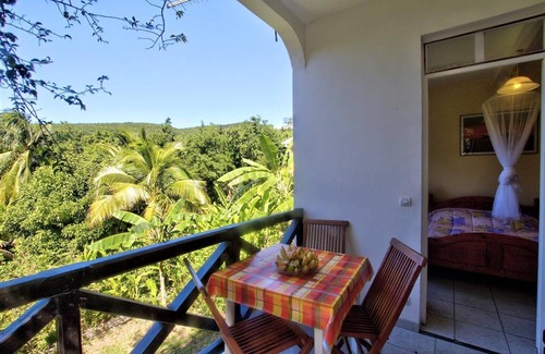 Pointe-Noire House | Small independent 2-room house, fenced plot near national park beaches
