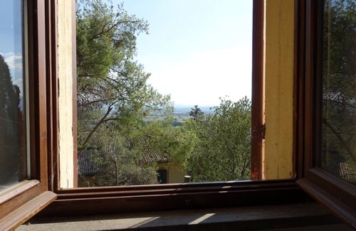 Bovara House | Small villa with views of the Umbrian valley