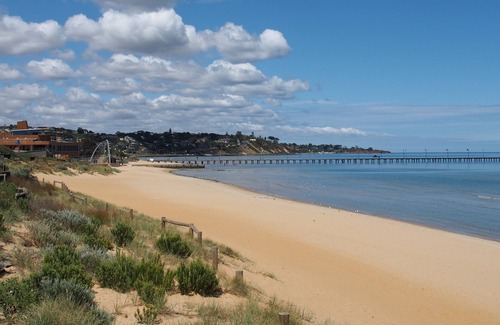 Frankston Apartment | Smart 2BR. PROPERTY SOLD. NO LONGER AVAILABLE.