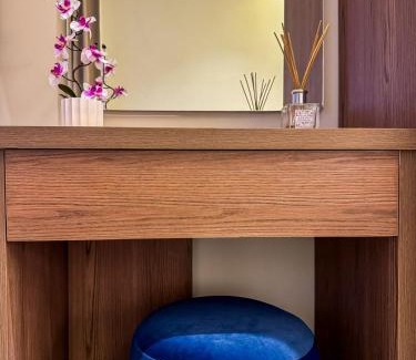 Riyadh Apartment | Smart Access Studio in Al Narjis - 65 TV