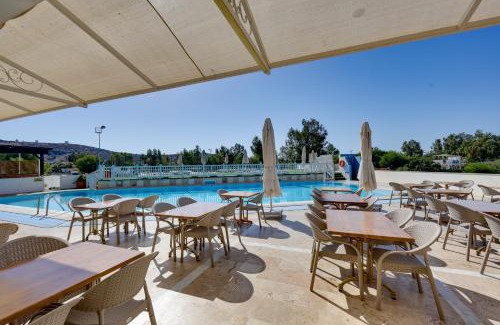 Bodrum City Center Hotel | Smart Stay Beach Bodrum -All Inclusive