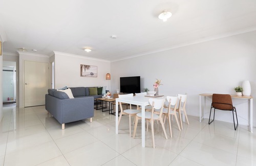 Acacia Ridge Apartment | Smart Suites Self Check-in Apartments 6 Stockport