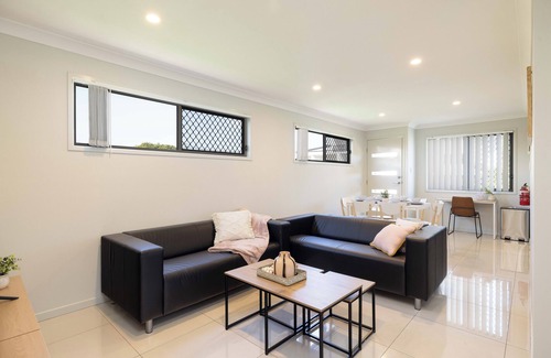 Rocklea Apartment | Smart Suites Self Check-in Apartments - 20 Darnley