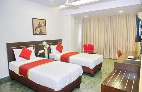 Shanthala Nagar Apartment | SmartStay Entire Luxury 4BHK Apt-M G Road area