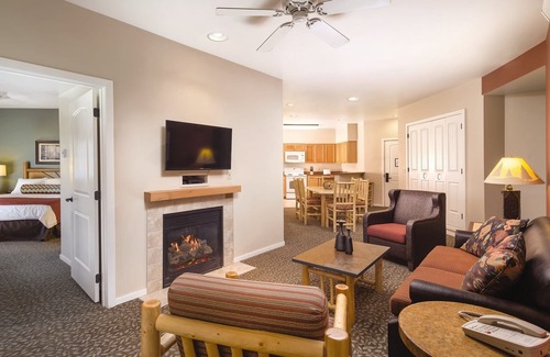 West Yellowstone Resort | Smile at the Playmill Theatre!